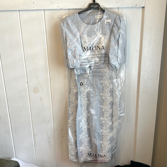 NWT Malina Rudy Embroidered Linen midi dress. Medium - Picture 4 of 6